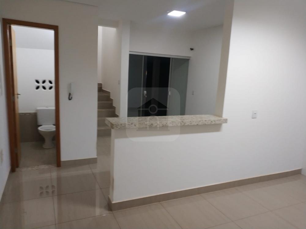 Casa para venda em Uberlândia / MG, New Golden Ville, 3 dormitórios, 3  banheiros, 3 suítes, 4 garagens, área construída 180,00