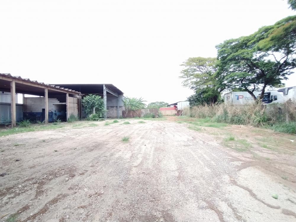 Alugar Comercial / Galpão em Uberlândia R$ 14.000,00 - Foto 28