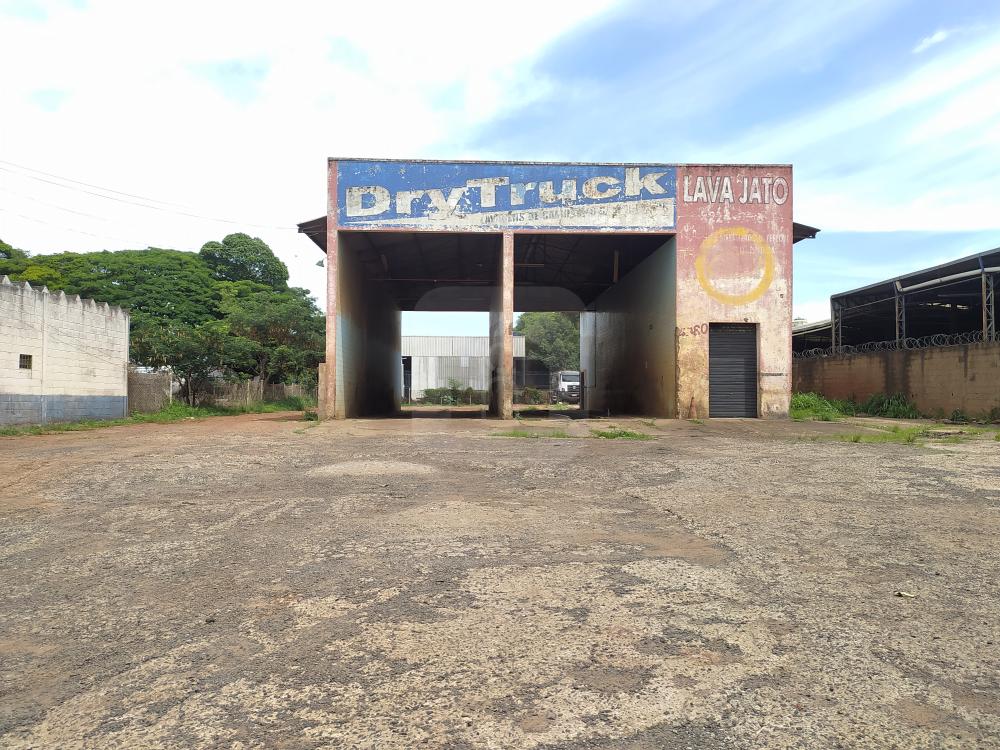 Alugar Comercial / Galpão em Uberlândia R$ 14.000,00 - Foto 25
