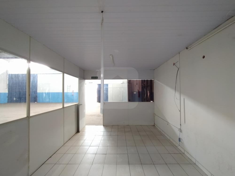 Alugar Comercial / Galpão em Uberlândia R$ 14.000,00 - Foto 11