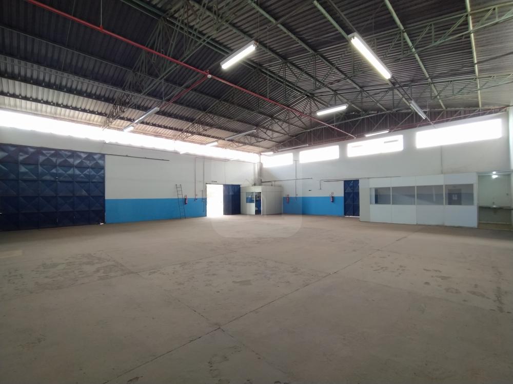 Alugar Comercial / Galpão em Uberlândia R$ 14.000,00 - Foto 7