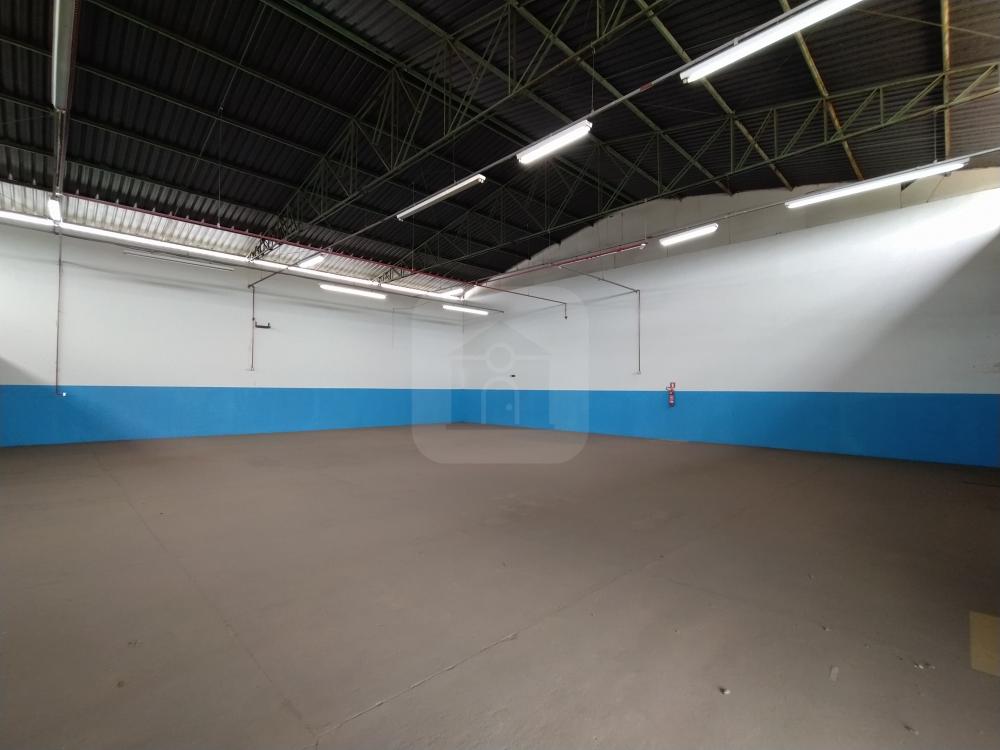 Alugar Comercial / Galpão em Uberlândia R$ 14.000,00 - Foto 5