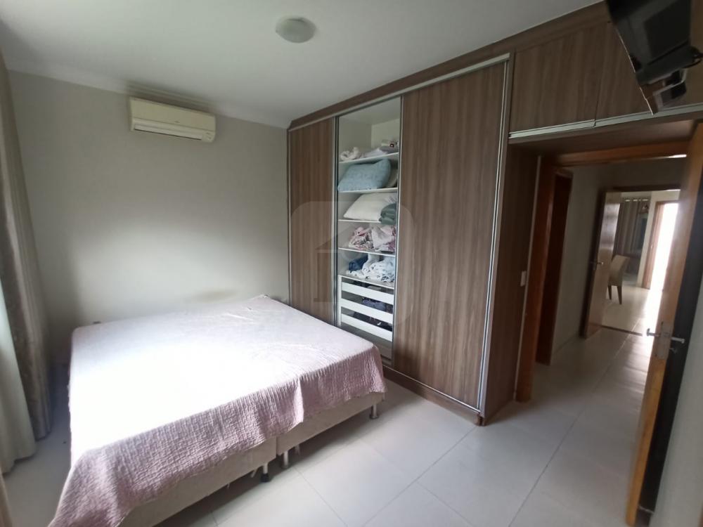 Alugar Casa / Padrão em Uberlândia R$ 3.900,00 - Foto 15