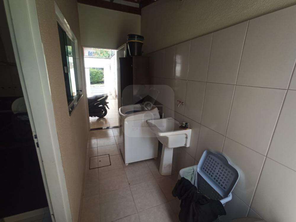 Alugar Casa / Padrão em Uberlândia R$ 3.900,00 - Foto 16
