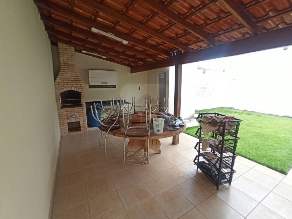 Alugar Casa / Padrão em Uberlândia R$ 3.900,00 - Foto 18