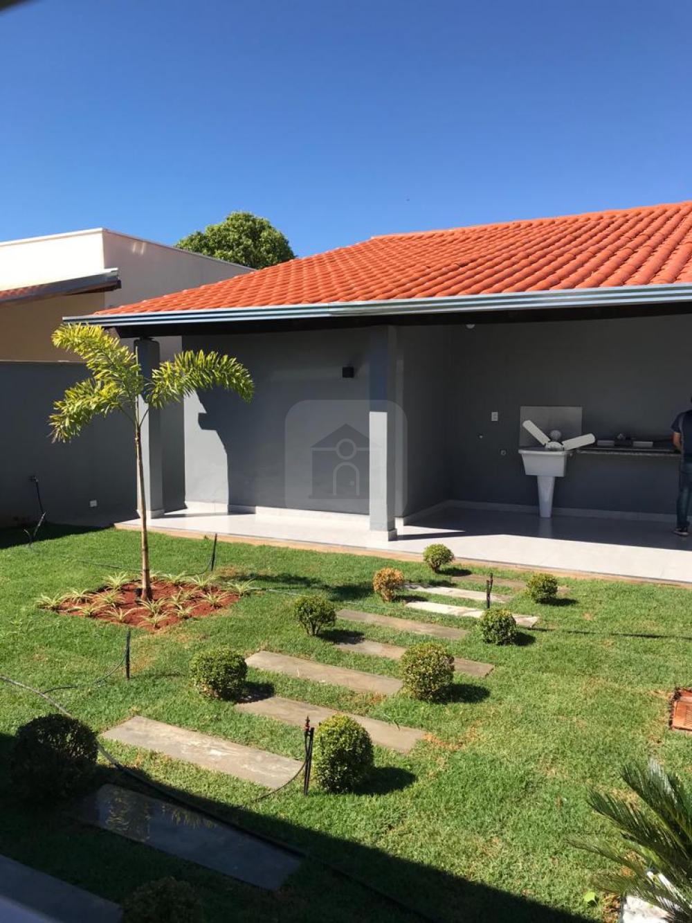 Comprar Casa / Padrão em Uberlândia R$ 690.000,00 - Foto 23