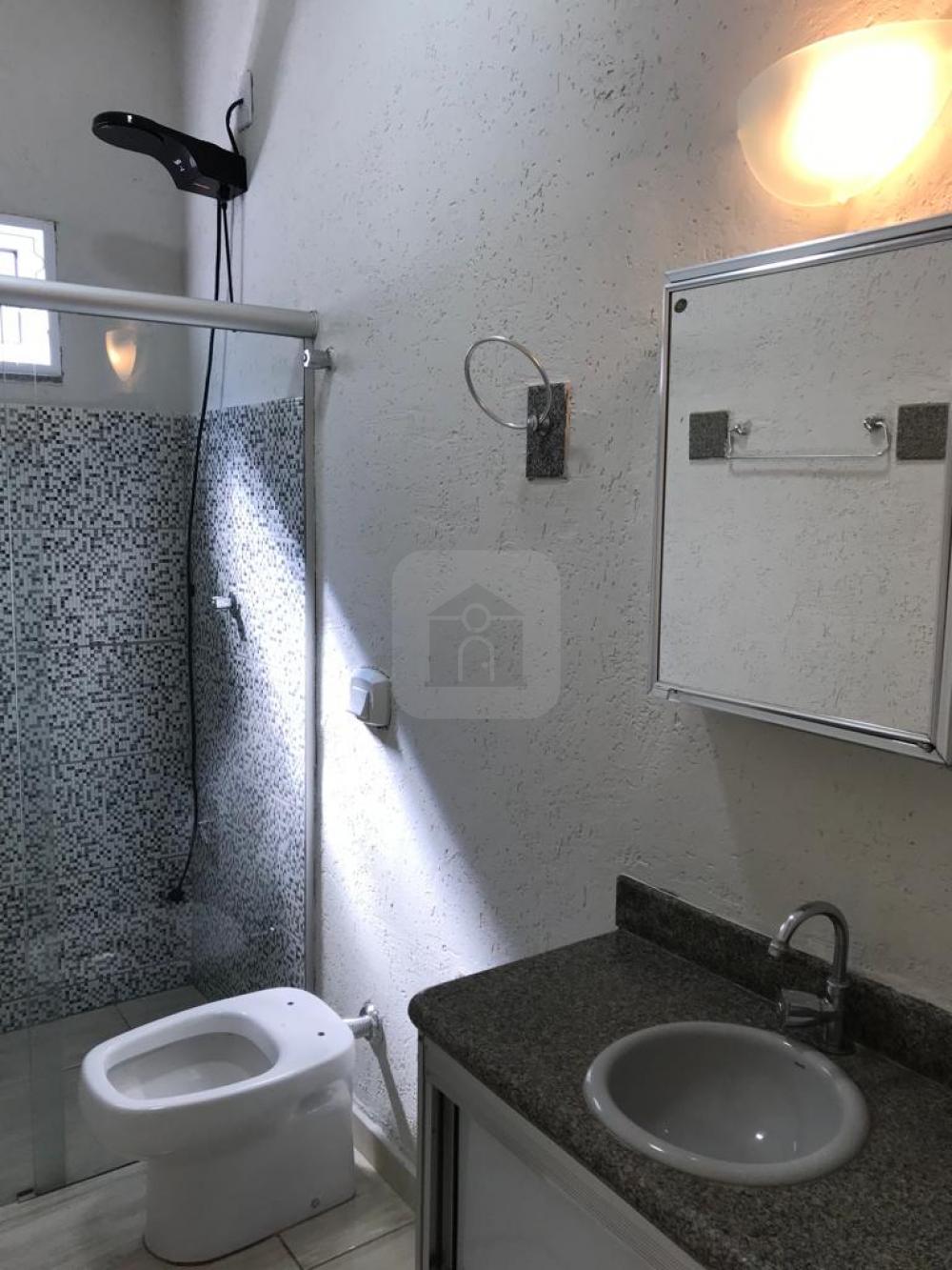 Comprar Casa / Padrão em Uberlândia R$ 690.000,00 - Foto 17