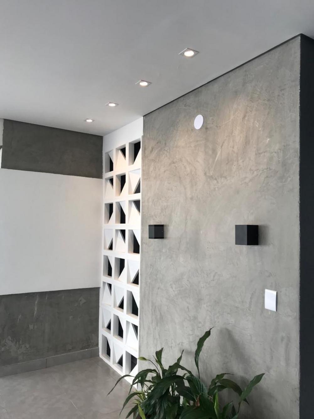 Comprar Casa / Padrão em Uberlândia R$ 690.000,00 - Foto 4