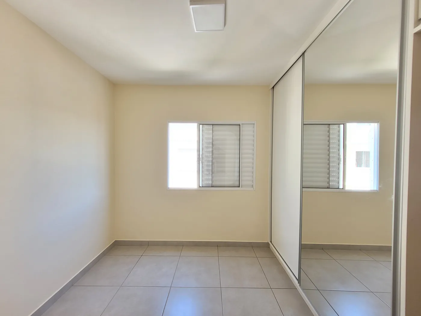 Alugar Apartamento / Padrão em Uberlândia R$ 2.200,00 - Foto 20