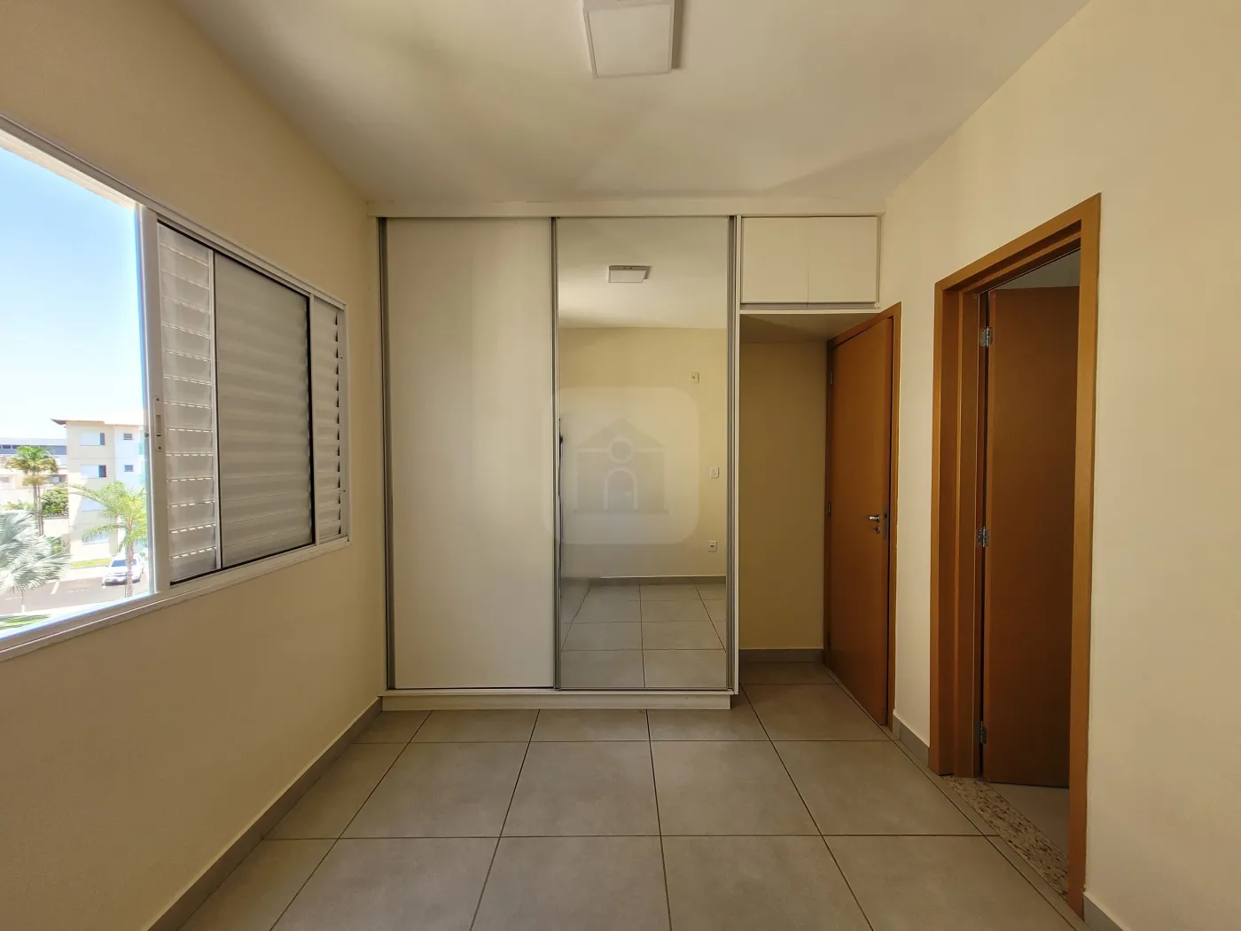 Alugar Apartamento / Padrão em Uberlândia R$ 2.200,00 - Foto 21
