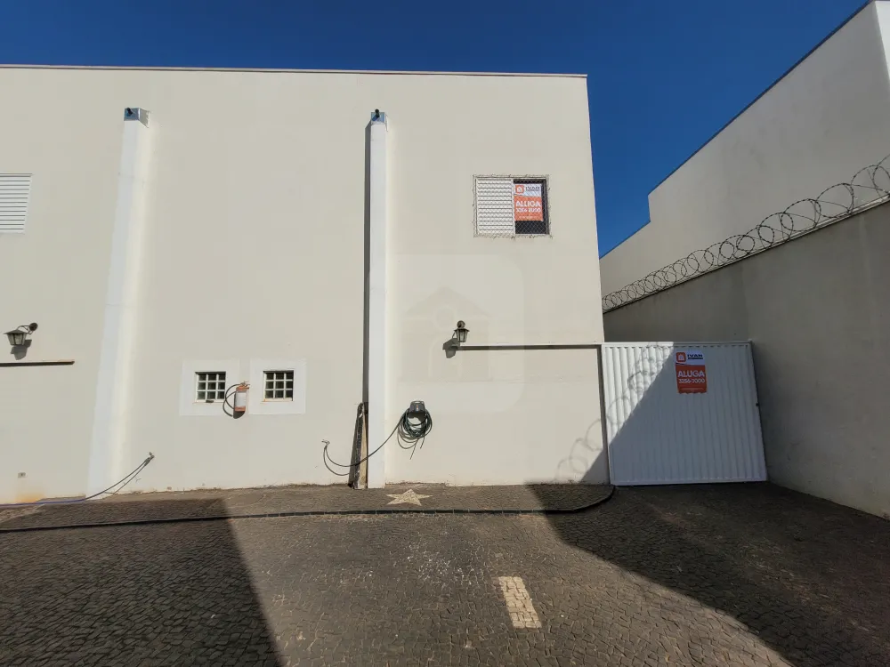 Alugar Casa / Condomínio ou Loteamento Fechado em Uberlândia R$ 1.600,00 - Foto 2