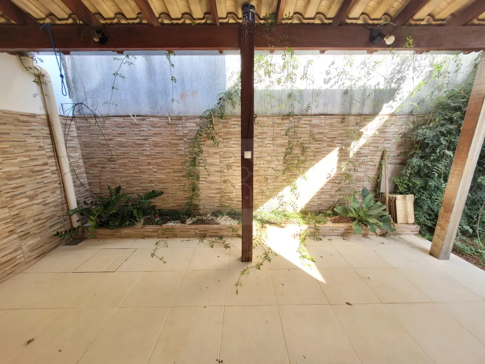 Alugar Casa / Condomínio ou Loteamento Fechado em Uberlândia R$ 1.600,00 - Foto 23