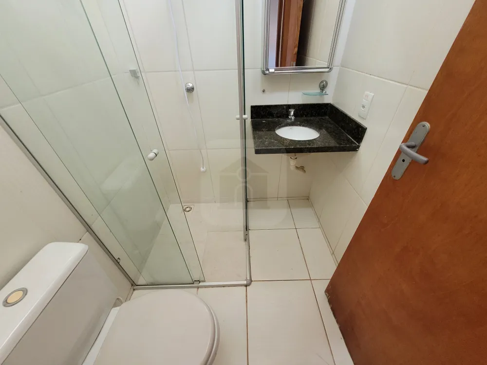 Alugar Casa / Condomínio ou Loteamento Fechado em Uberlândia R$ 1.600,00 - Foto 22