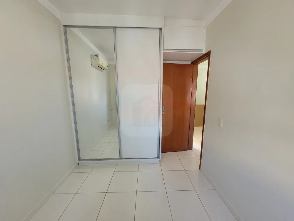 Alugar Casa / Condomínio ou Loteamento Fechado em Uberlândia R$ 1.600,00 - Foto 18