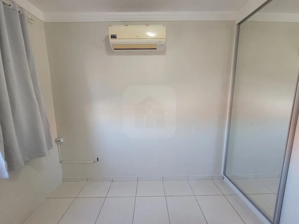 Alugar Casa / Condomínio ou Loteamento Fechado em Uberlândia R$ 1.600,00 - Foto 17