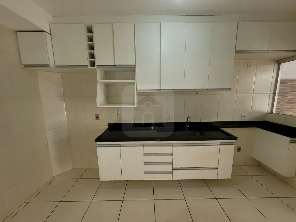 Alugar Casa / Condomínio ou Loteamento Fechado em Uberlândia R$ 1.600,00 - Foto 7