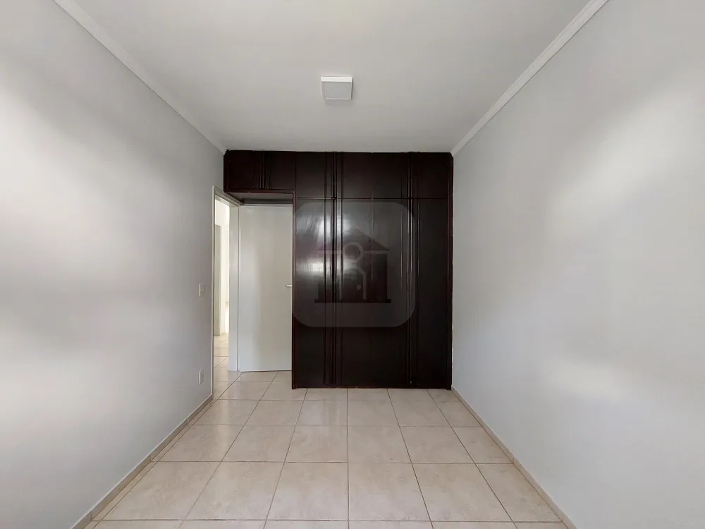 Alugar Apartamento / Padrão em Uberlândia R$ 950,00 - Foto 16