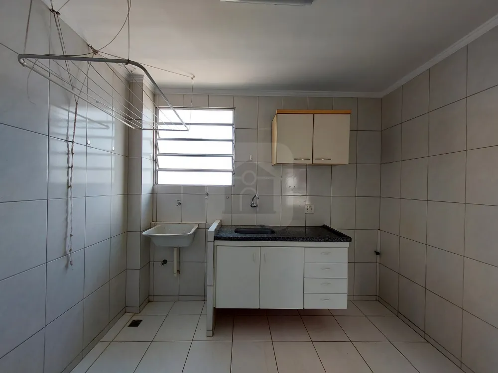 Alugar Apartamento / Padrão em Uberlândia R$ 950,00 - Foto 8