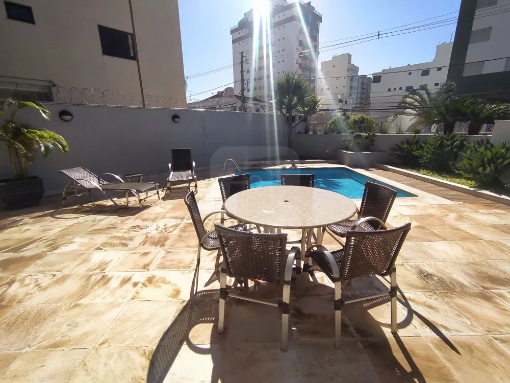 Alugar Apartamento / Padrão em Uberlândia R$ 5.000,00 - Foto 13