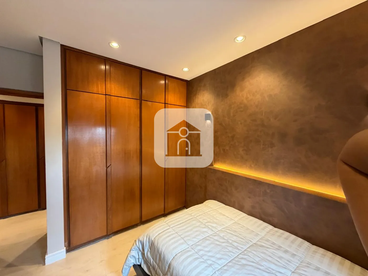 Alugar Apartamento / Padrão em Uberlândia R$ 5.000,00 - Foto 34