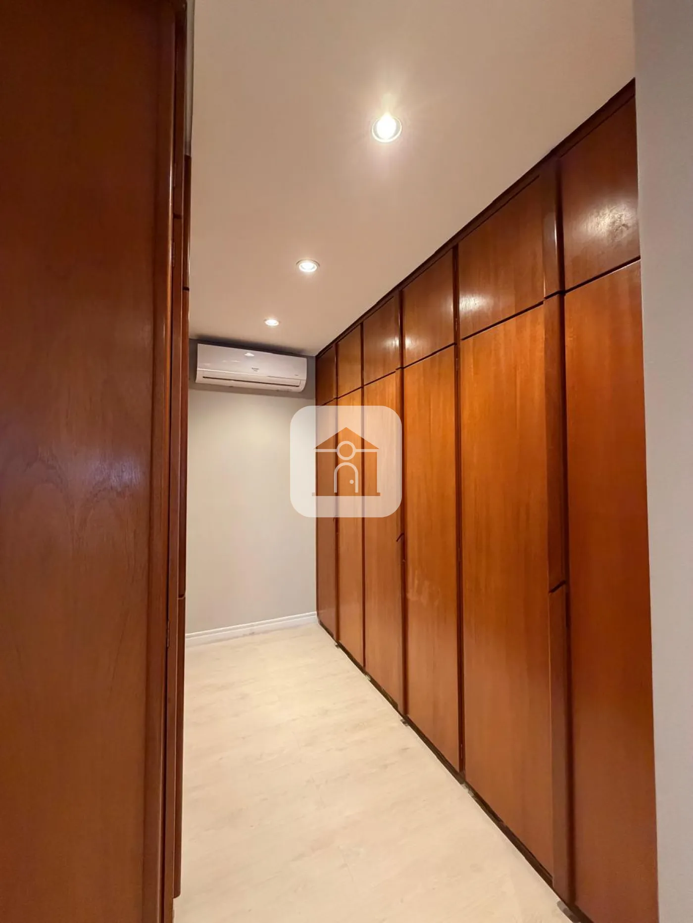 Alugar Apartamento / Padrão em Uberlândia R$ 5.000,00 - Foto 44