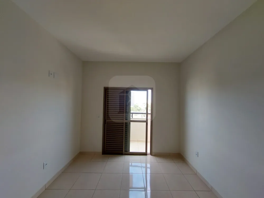 Alugar Apartamento / Padrão em Uberlândia R$ 2.900,00 - Foto 22
