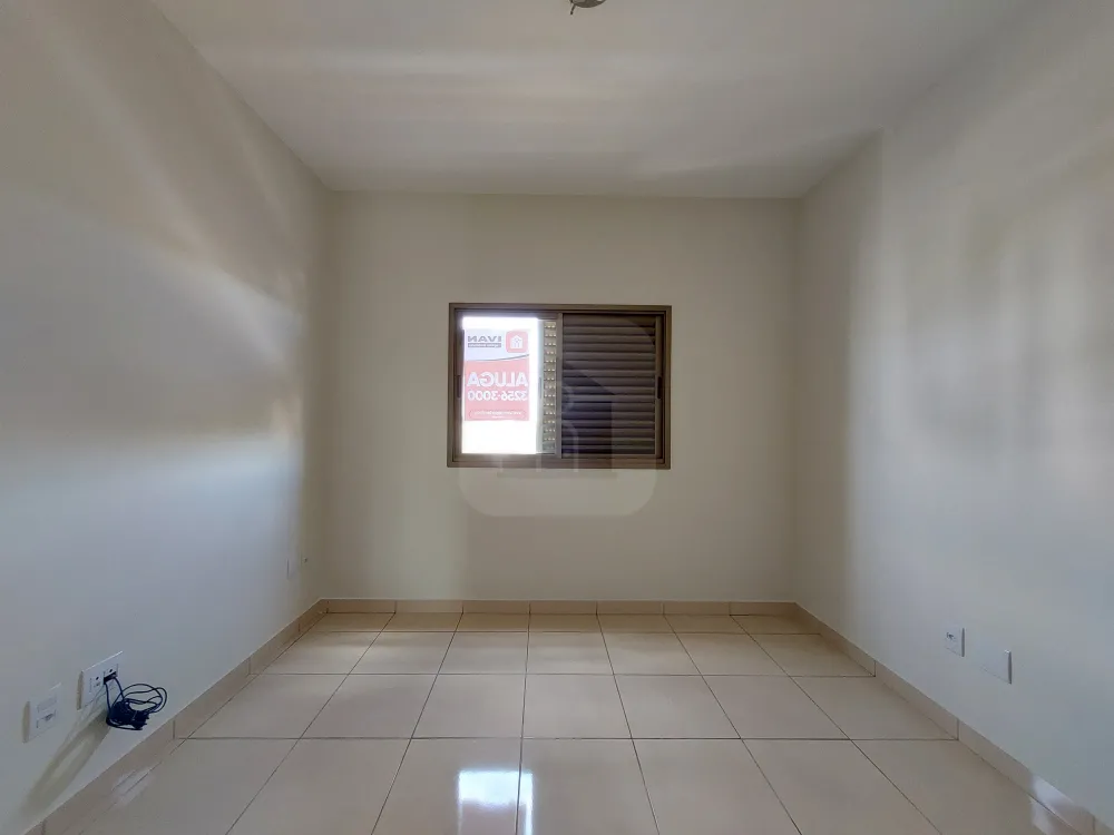 Alugar Apartamento / Padrão em Uberlândia R$ 2.900,00 - Foto 19