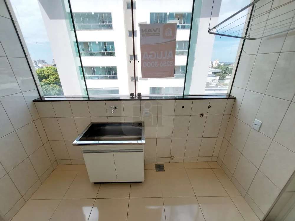 Alugar Apartamento / Padrão em Uberlândia R$ 2.900,00 - Foto 16