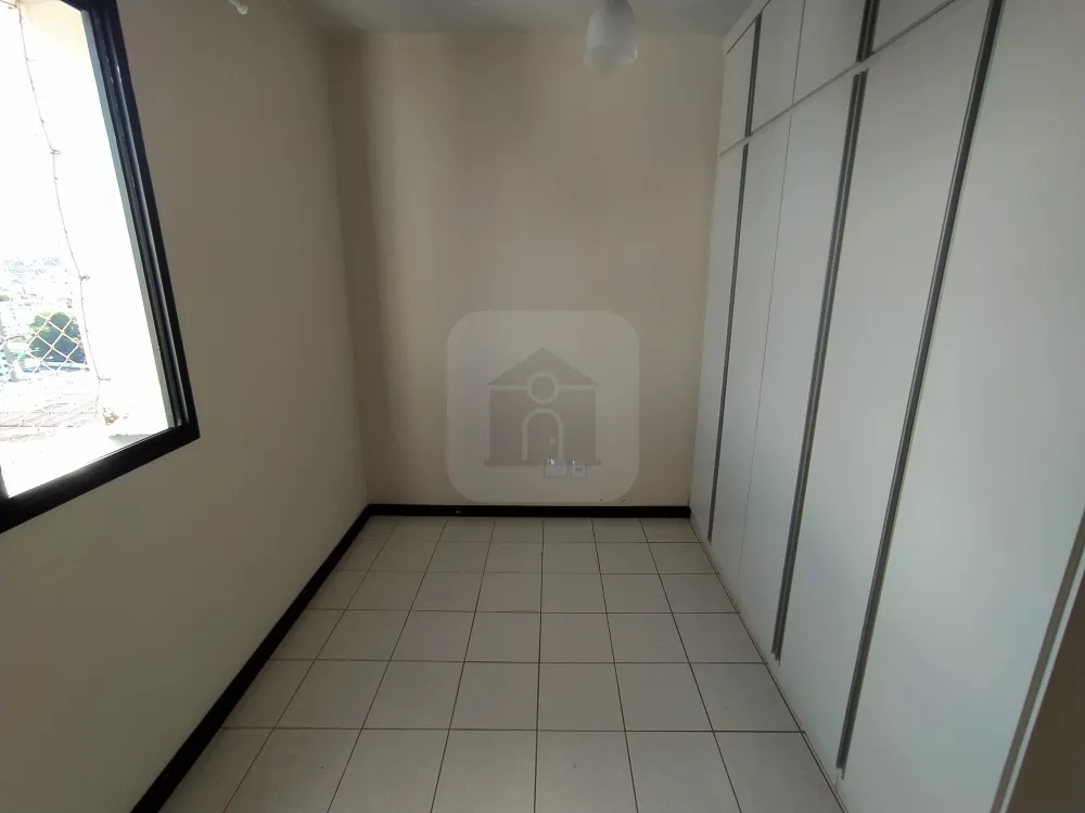 Comprar Apartamento / Padrão em Uberlândia R$ 440.000,00 - Foto 6