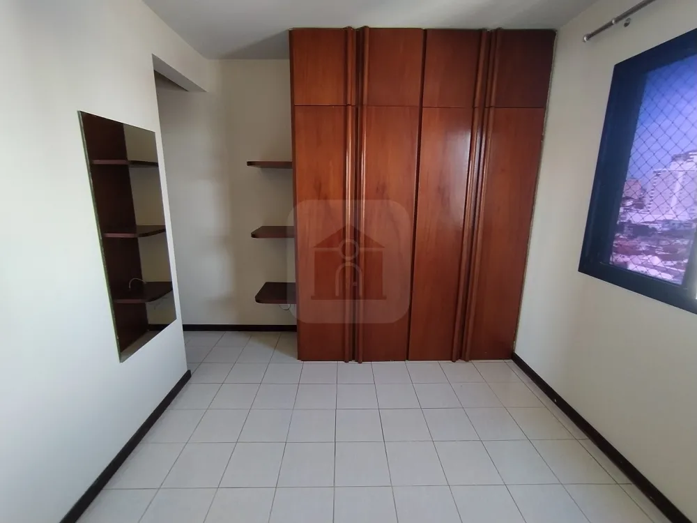 Comprar Apartamento / Padrão em Uberlândia R$ 440.000,00 - Foto 11