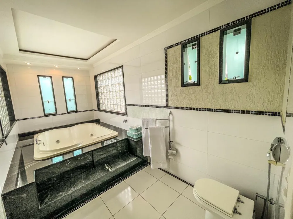 Alugar Casa / Condomínio ou Loteamento Fechado em Uberlândia R$ 15.000,00 - Foto 21