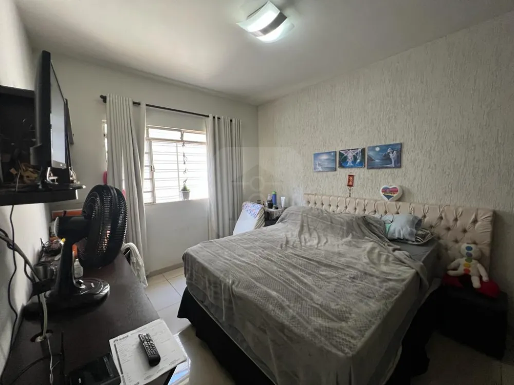 Alugar Casa / Padrão em Uberlândia R$ 4.000,00 - Foto 8