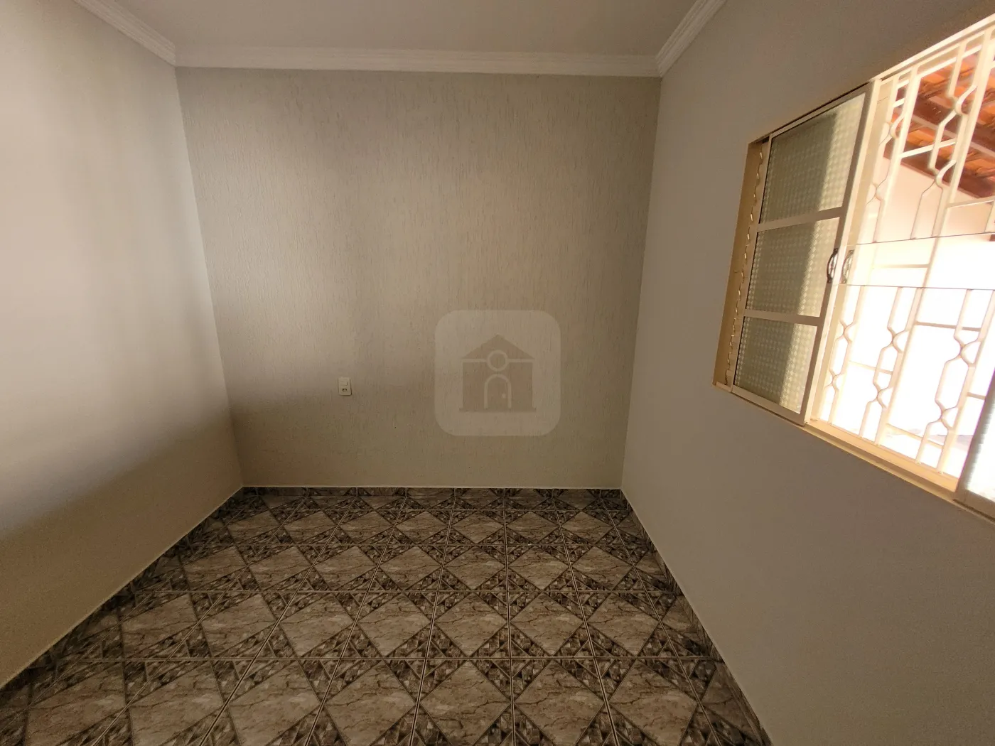Alugar Casa / Padrão em Uberlândia R$ 2.600,00 - Foto 7