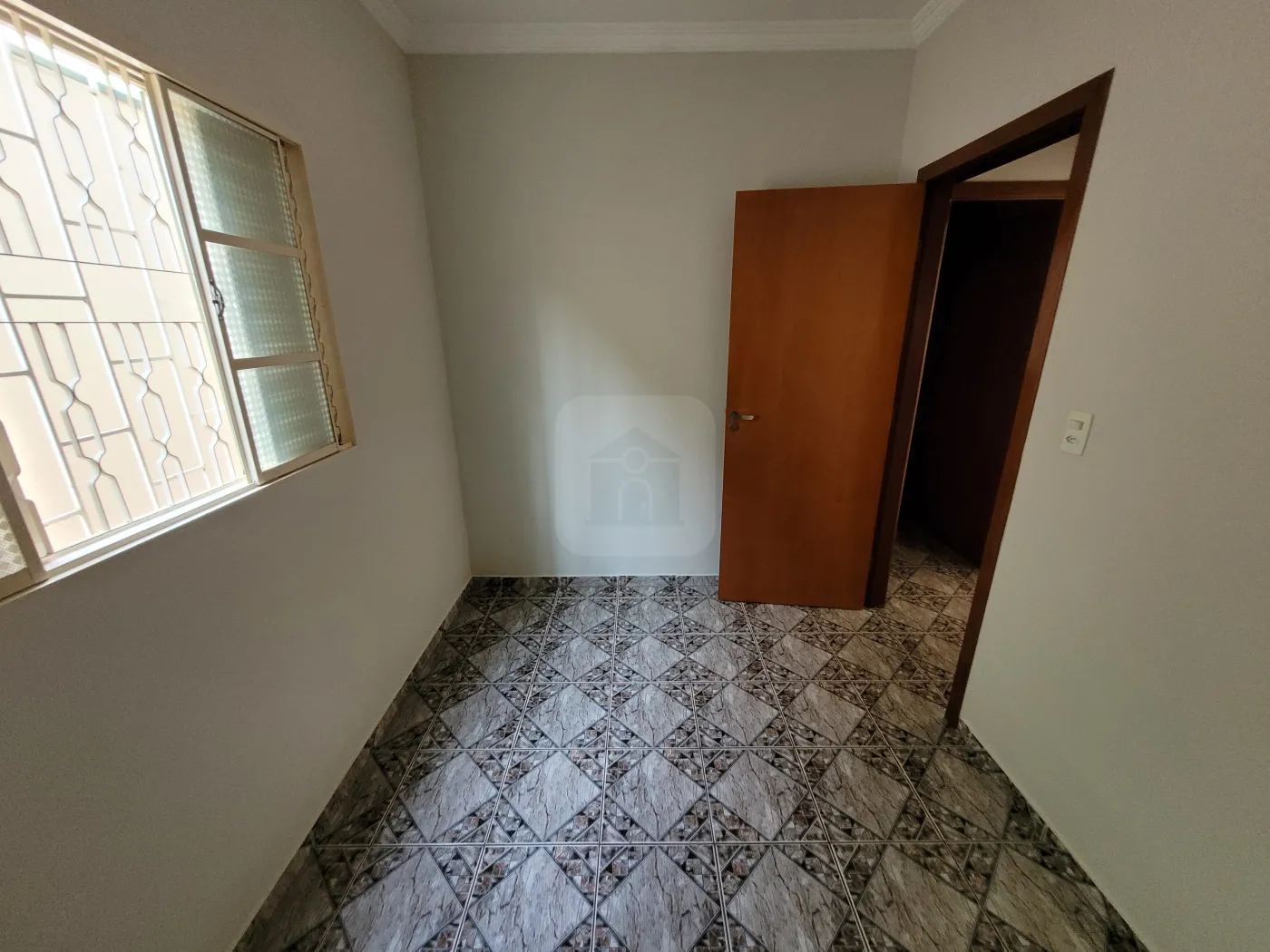 Alugar Casa / Padrão em Uberlândia R$ 2.600,00 - Foto 10