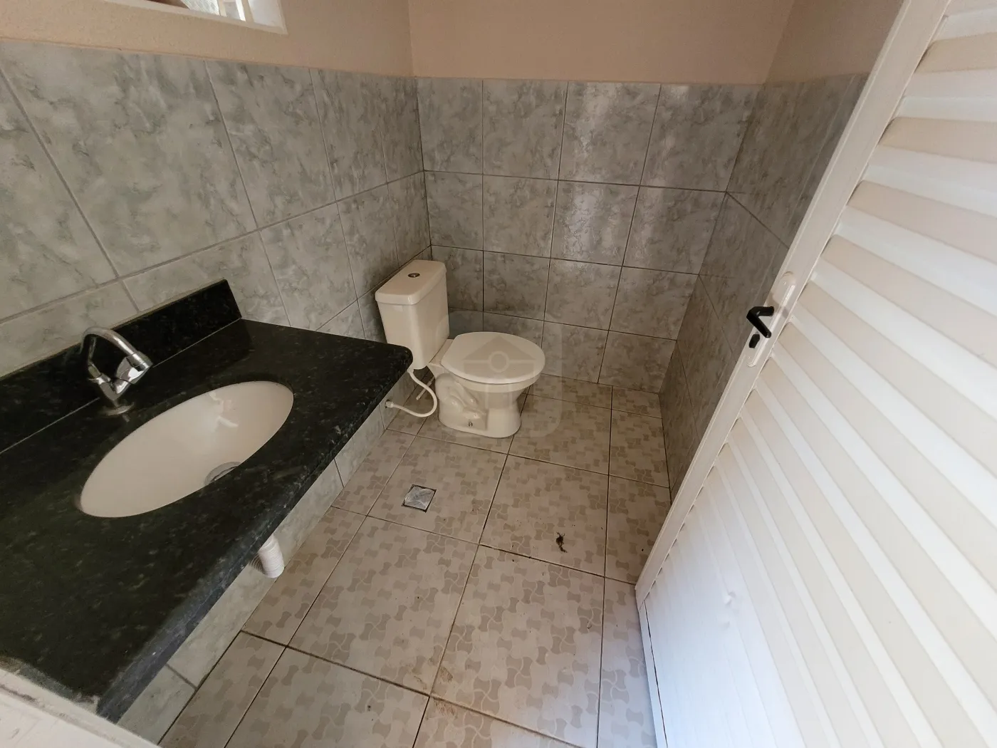 Alugar Casa / Padrão em Uberlândia R$ 2.600,00 - Foto 17