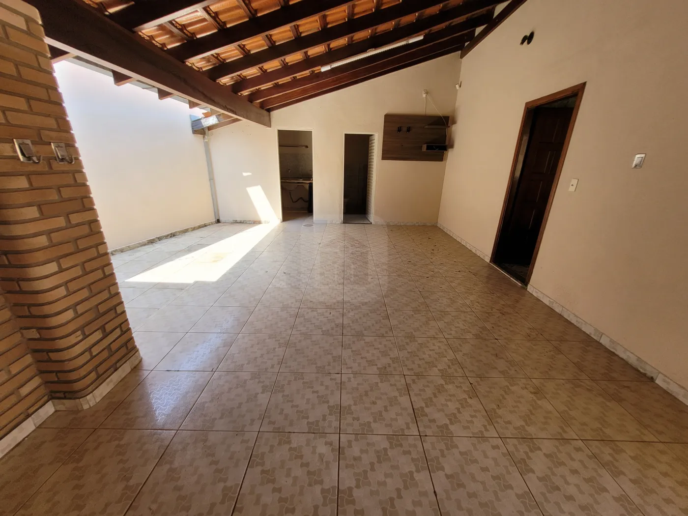 Alugar Casa / Padrão em Uberlândia R$ 2.600,00 - Foto 19