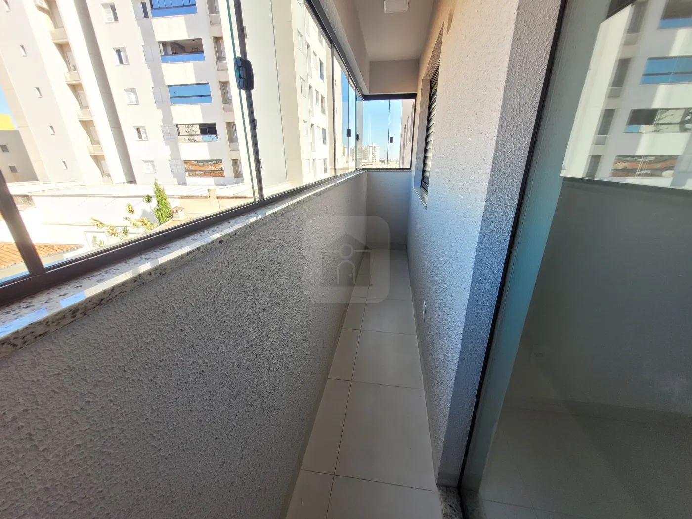 Alugar Apartamento / Padrão em Uberlândia R$ 2.250,00 - Foto 6