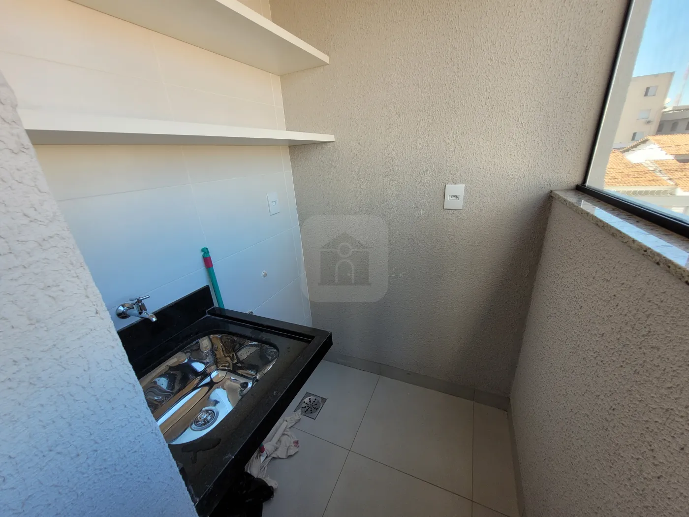 Alugar Apartamento / Padrão em Uberlândia R$ 2.250,00 - Foto 8