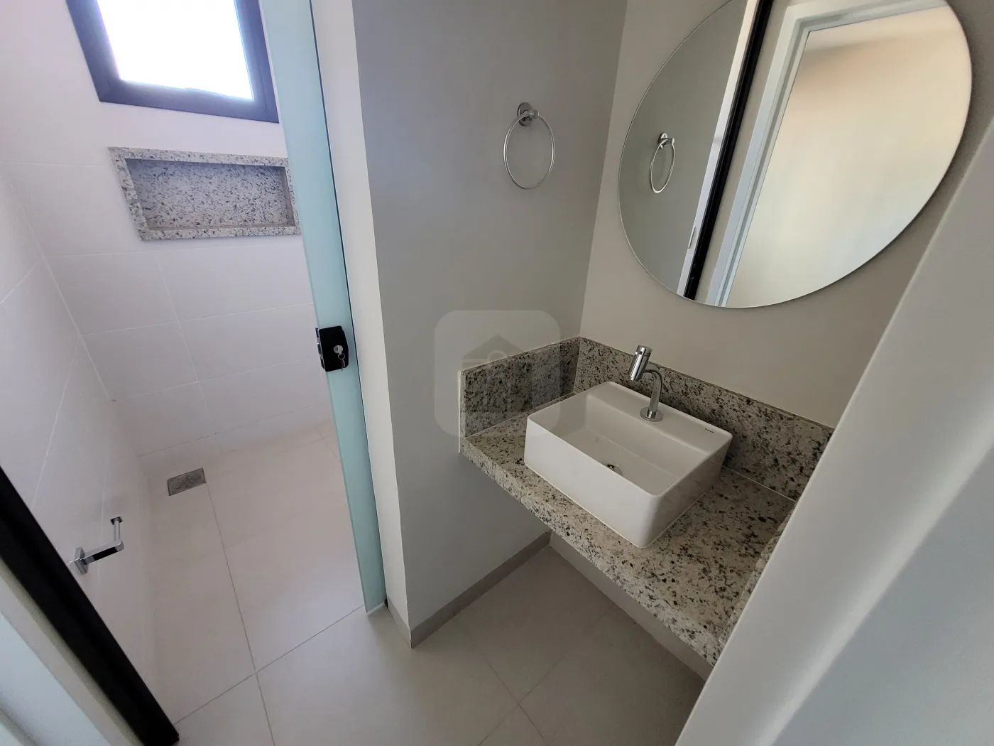 Alugar Apartamento / Padrão em Uberlândia R$ 2.250,00 - Foto 12
