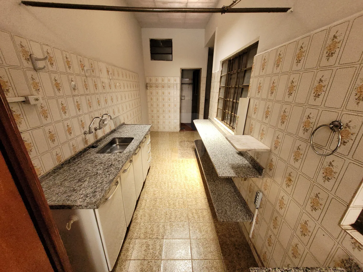 Alugar Casa / Padrão em Uberlândia R$ 1.690,00 - Foto 15