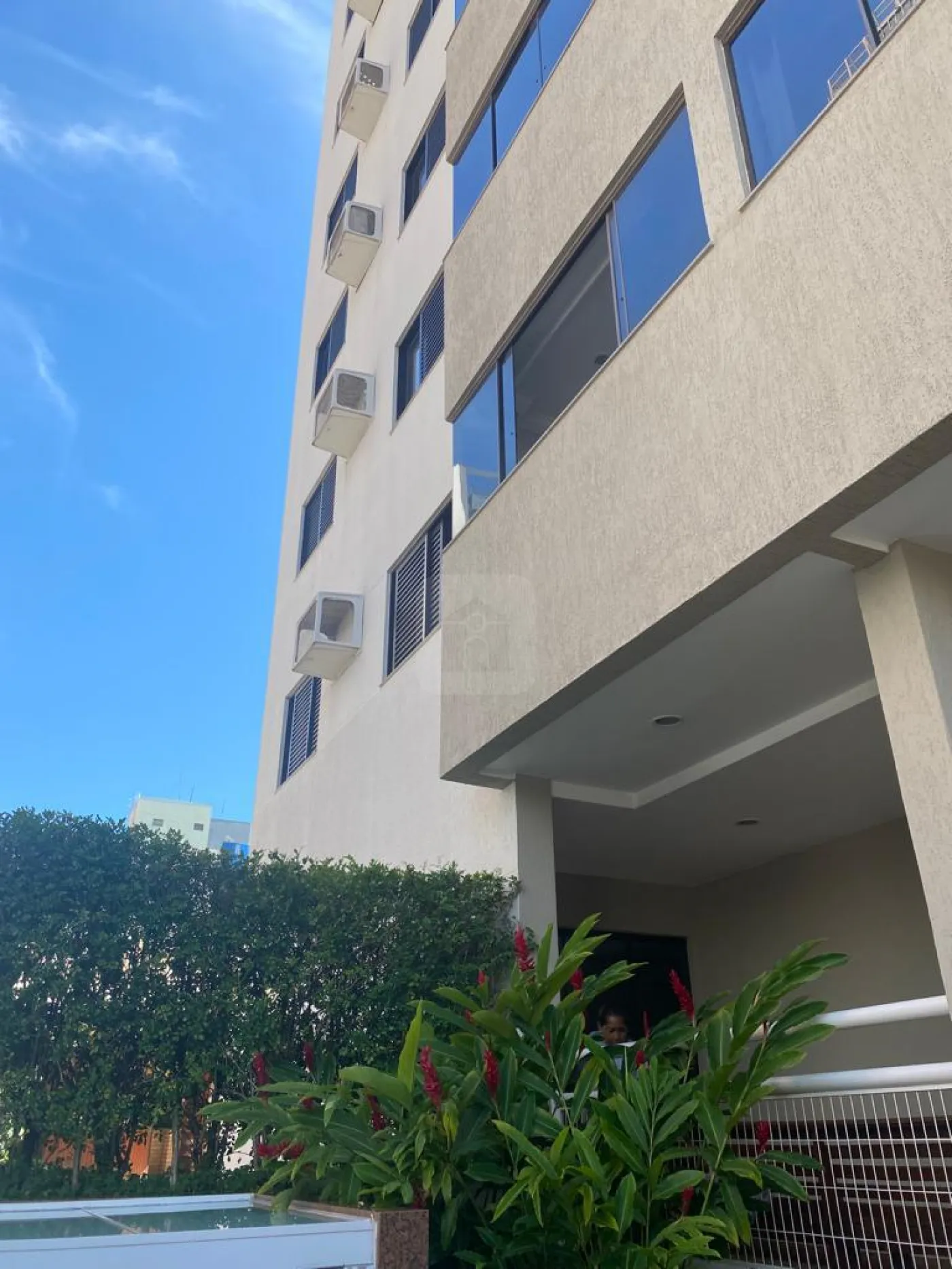 Comprar Apartamento / Padrão em Uberlandia R$ 420.000,00 - Foto 1