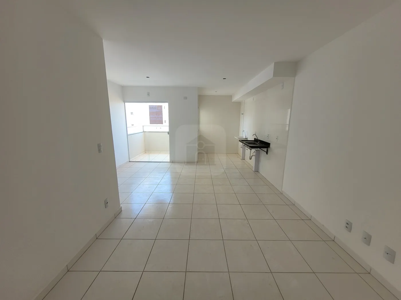 Alugar Apartamento / Padrão em Uberlândia R$ 950,00 - Foto 5
