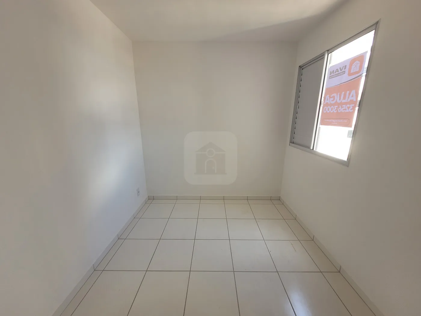 Alugar Apartamento / Padrão em Uberlândia R$ 950,00 - Foto 13