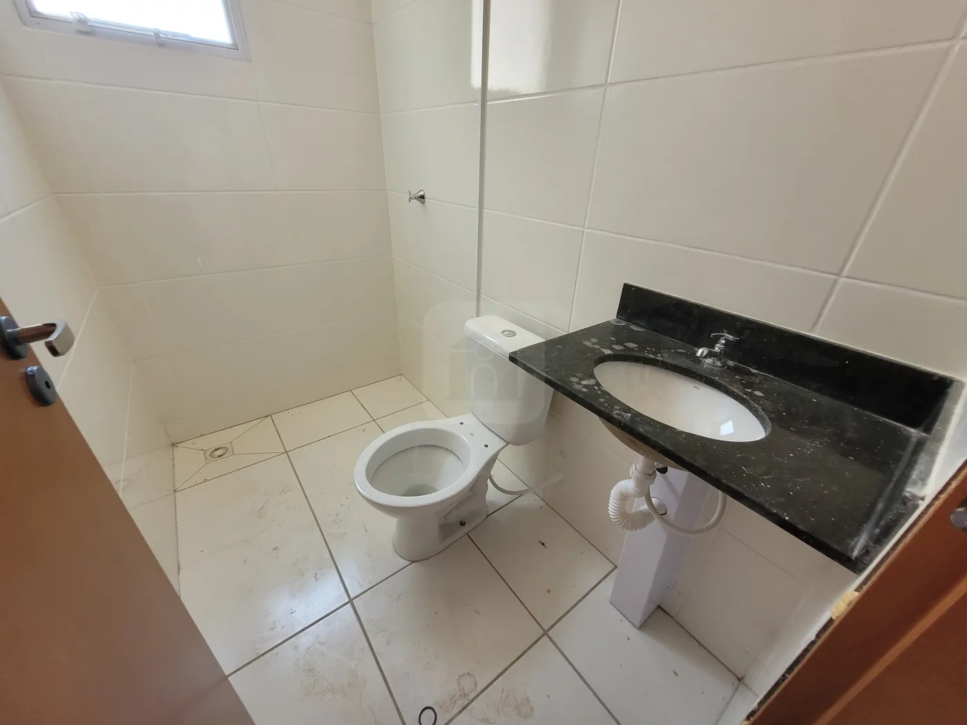 Alugar Apartamento / Padrão em Uberlândia R$ 950,00 - Foto 15