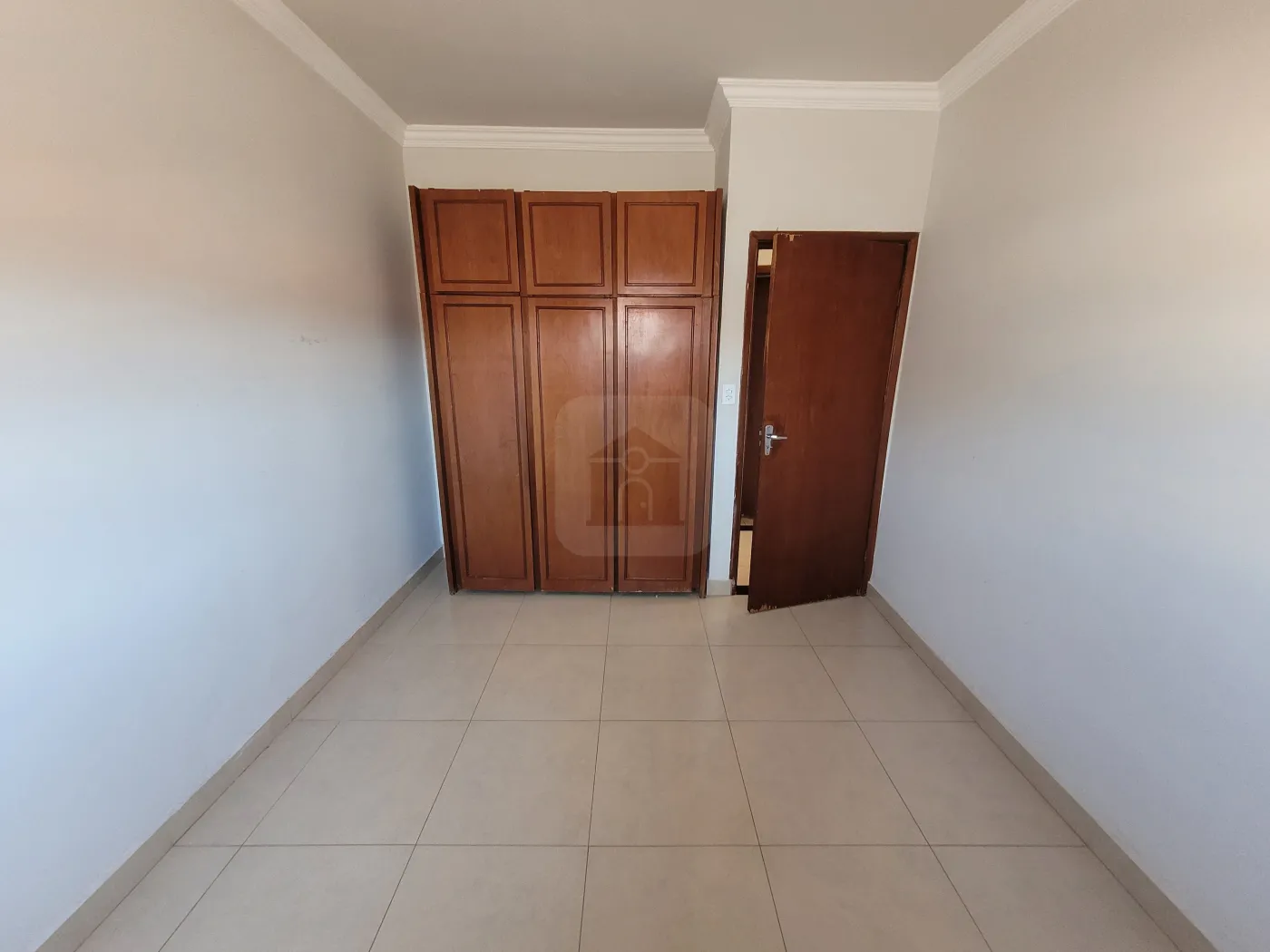 Alugar Apartamento / Padrão em Uberlândia R$ 2.000,00 - Foto 13