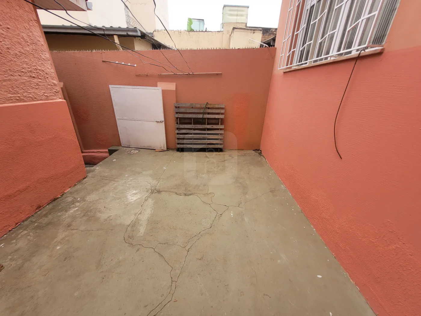 Alugar Casa / Padrão em Uberlândia R$ 1.500,00 - Foto 17