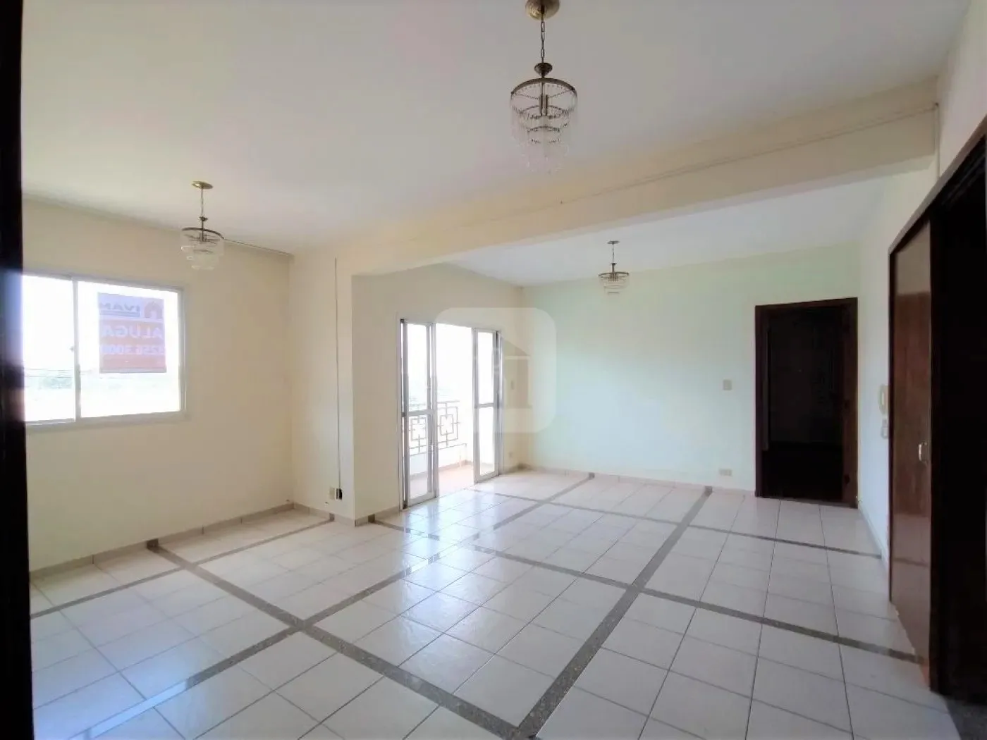 Alugar Apartamento / Padrão em Uberlândia R$ 2.500,00 - Foto 8
