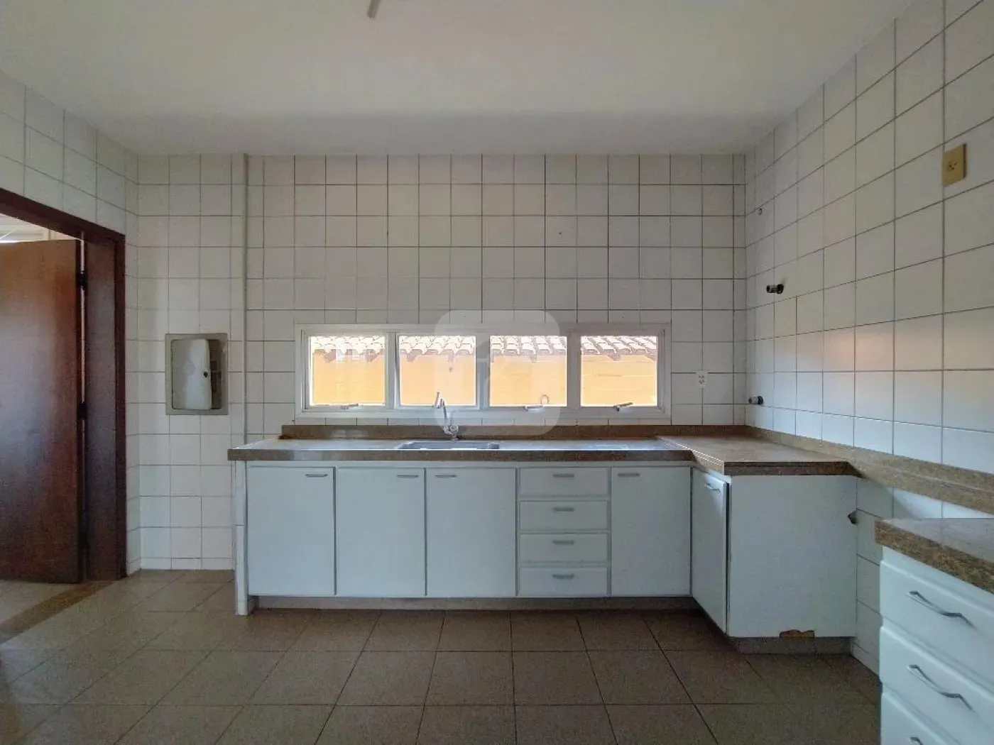 Alugar Apartamento / Padrão em Uberlândia R$ 2.500,00 - Foto 9