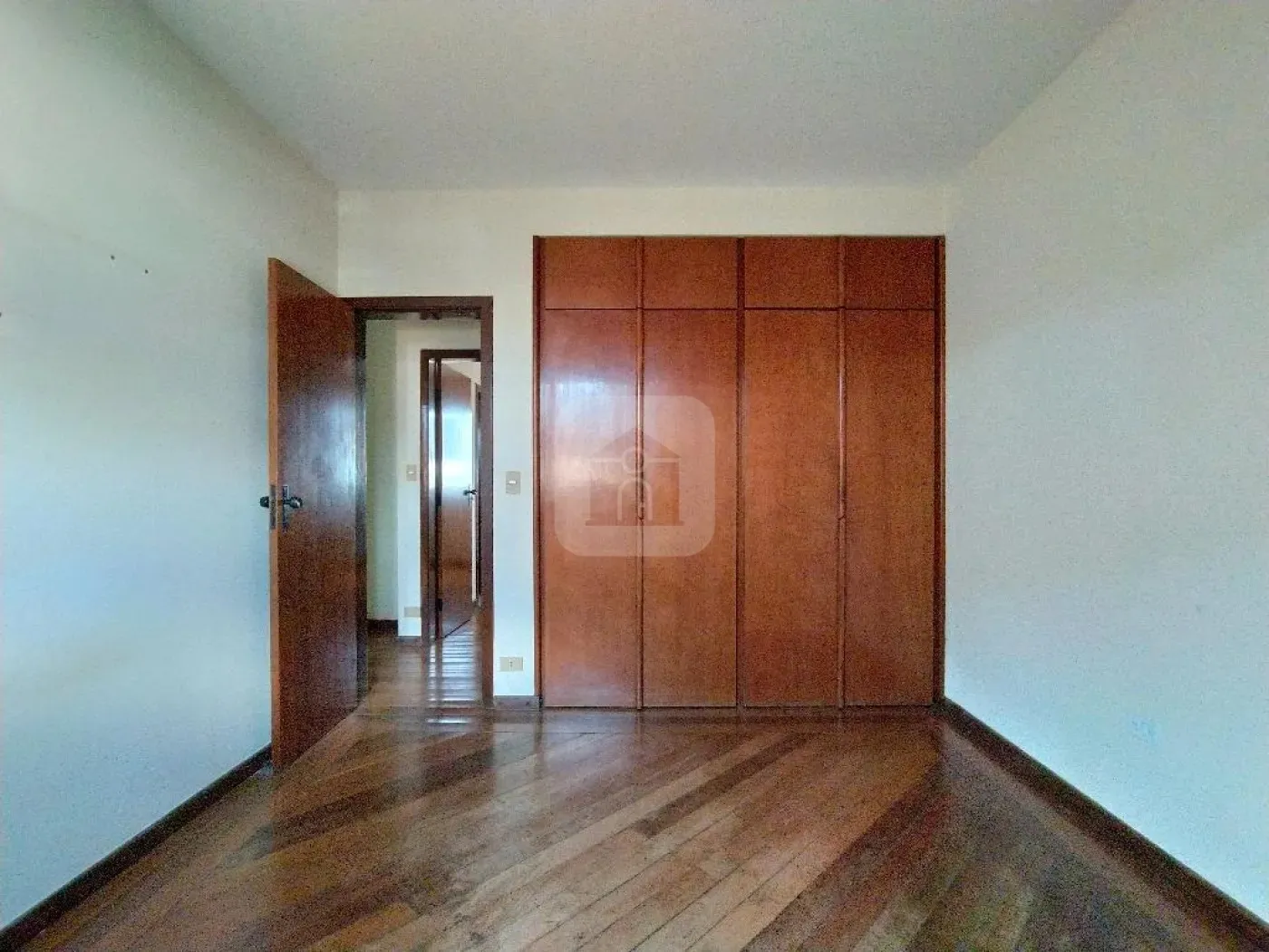 Alugar Apartamento / Padrão em Uberlândia R$ 2.500,00 - Foto 11