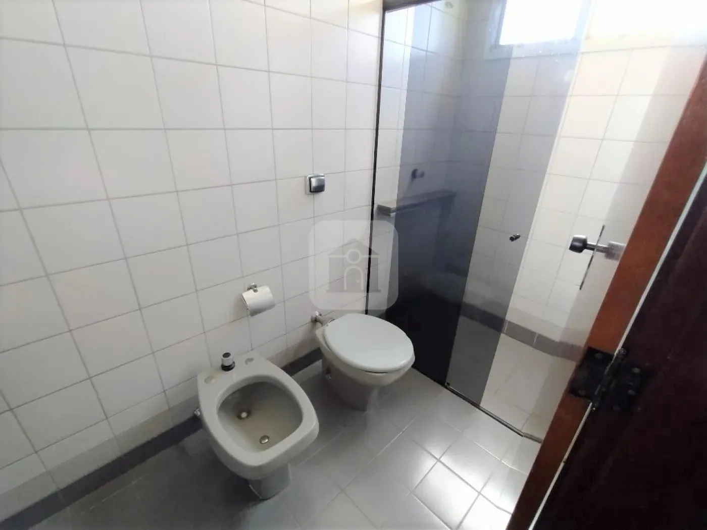 Alugar Apartamento / Padrão em Uberlândia R$ 2.500,00 - Foto 17